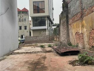 Bán mảnh đất 98m2 tại kiêu kỵ glchỉ 50tr/msát vin 123 tiện ích ngập trànoto đỗ cửasát đường