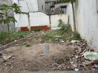 Mảnh đất đẹp tại trâu quỳ gl87m2mt 4,6mvuông vắnđường trc đất 5m oto qua lạisát học viện nn