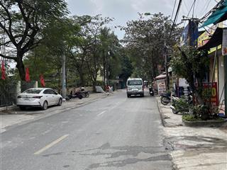 Bán nhà cấp 4 tại gia lâm nhà vẫn ở đẹp ngõ rộng 3m oto nhỏ đỗ cửa gần đường mua ở hoặc đầu tư đẹp