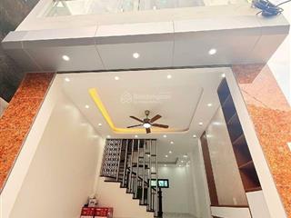 Hótnhà đẹp xây mới 4 tầng tại ỷ lan dương xá gia lâm52m4 ngủ full nội thất về ở ngaysát đường