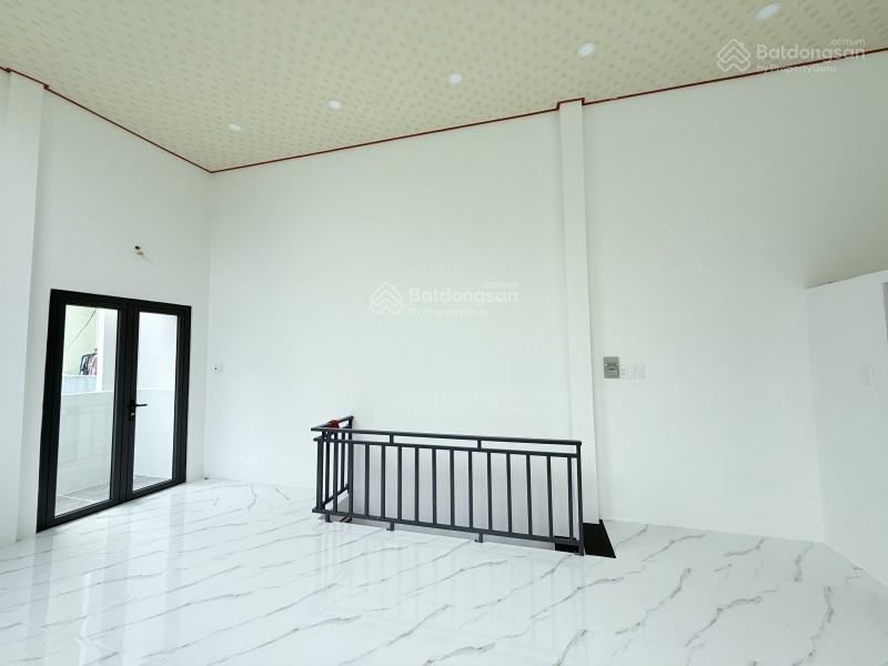 Mặt tiền kinh doanh gần cc bàu cát, p10, tân bình  5x9, mới đẹp, chỉ 5 tỷ nhỉnh