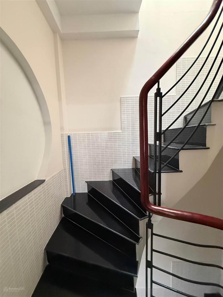 Trung tâm phú nhuận. nguyễn văn trỗi. nguyễn đình chính. nguyễn trọng tuyển.