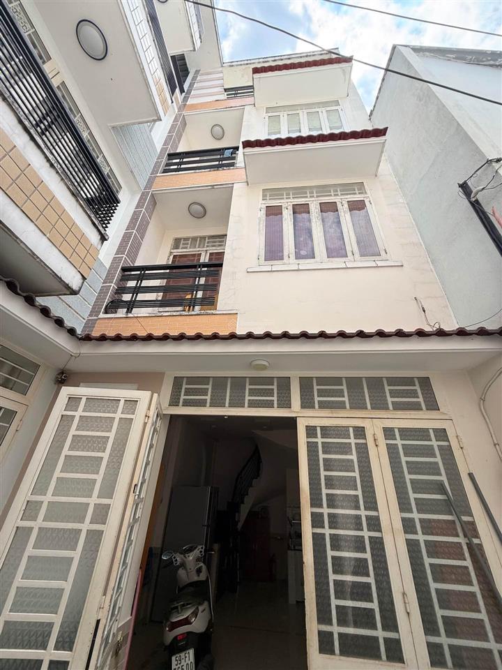 Trung tâm phú nhuận. nguyễn văn trỗi. nguyễn đình chính. nguyễn trọng tuyển.