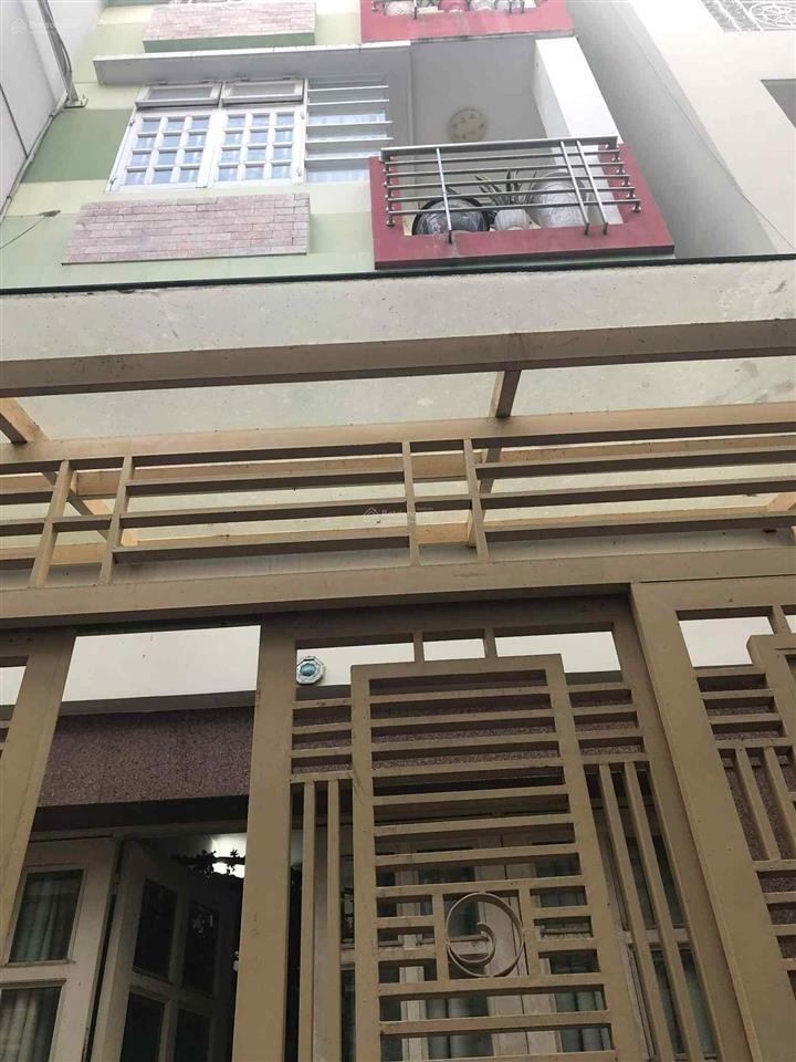 Nhà bán khu trung tâm, góc đường cách mạng tháng 8  nguyễn đình chiểu quận 3.