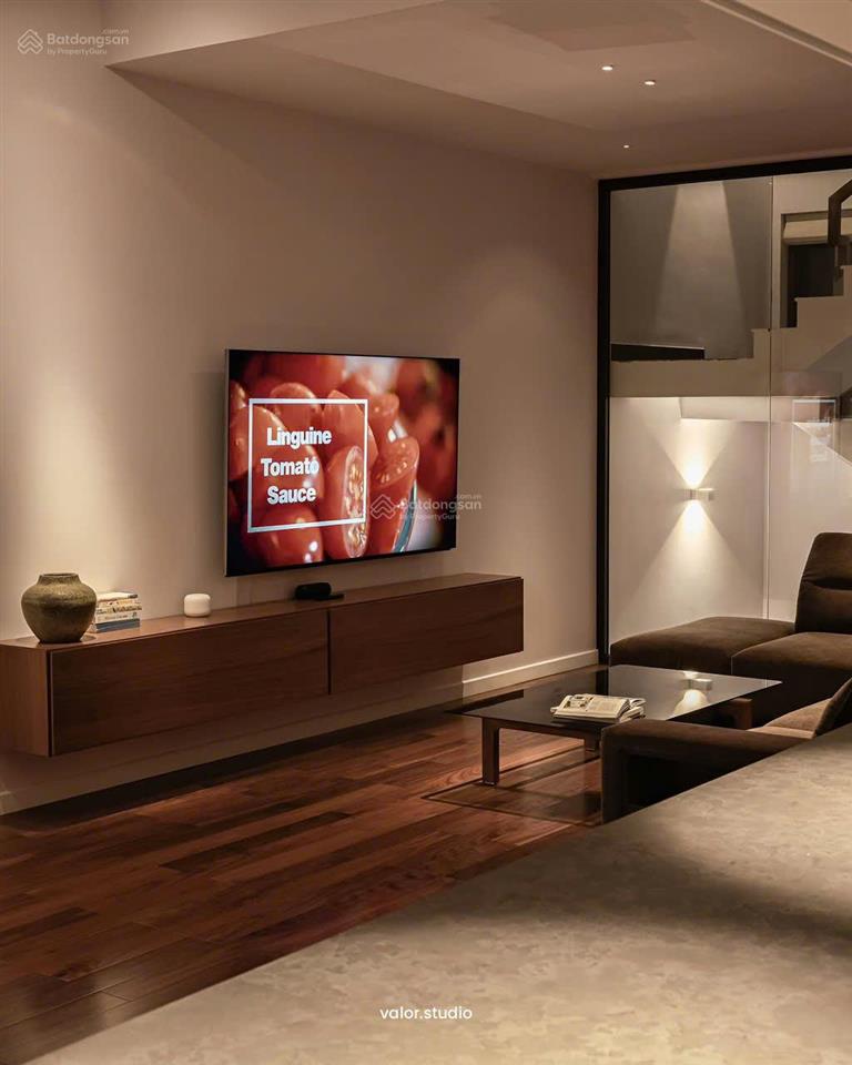 Bán nhanh nhà phố mới hoàn thiện full nội thất 126m2(7x18m) đường 12m thông khu kdc sài gòn mystery