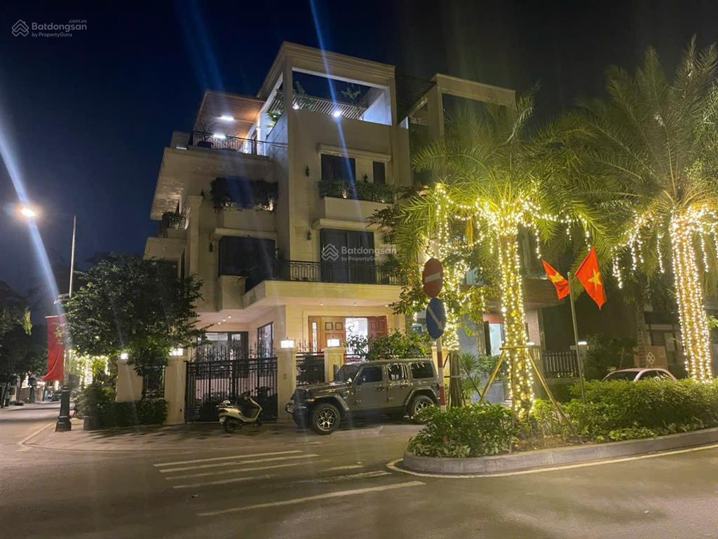 Bán nhanh nhà phố mới hoàn thiện full nội thất 126m2(7x18m) đường 12m thông khu kdc sài gòn mystery