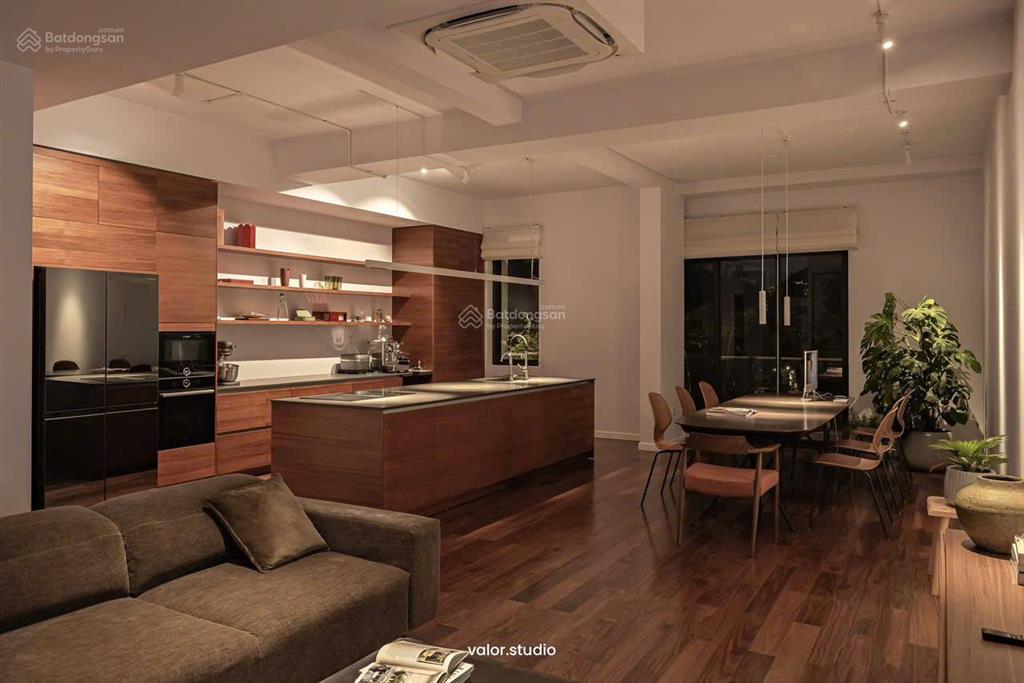 Bán nhanh nhà phố mới hoàn thiện full nội thất 126m2(7x18m) đường 12m thông khu kdc sài gòn mystery