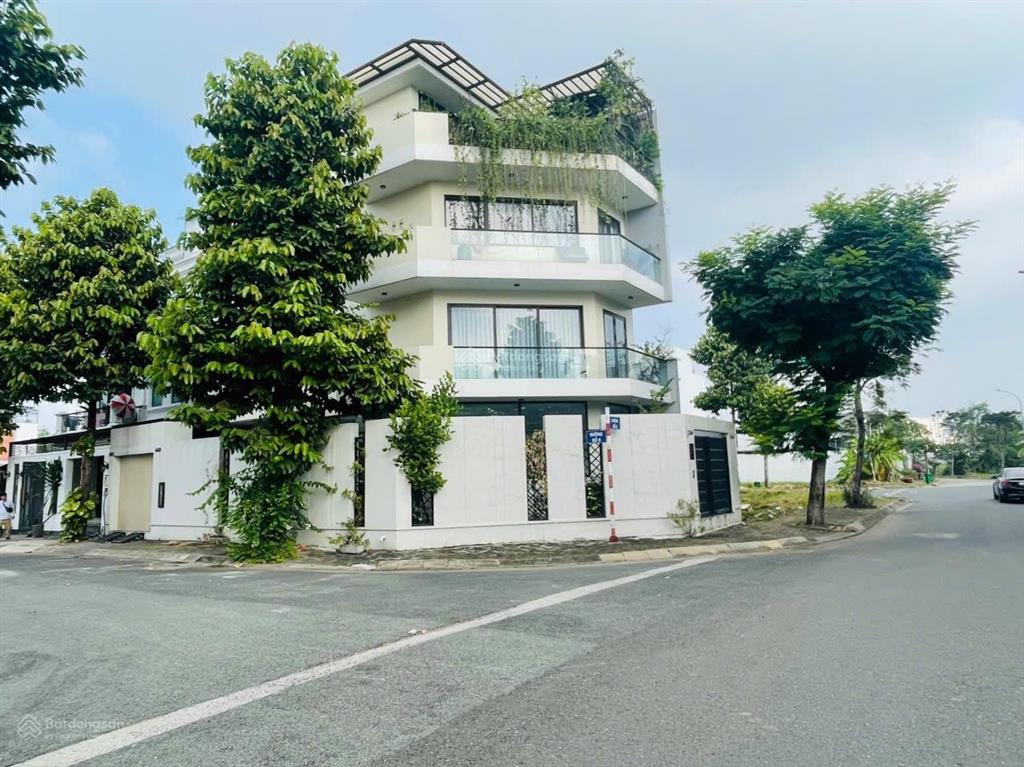 Chính chủ bán nhanh lô đất 216m2(9x24) kdc nam phan kikyo sổ riêng, giá rẻ nhất thị trường 18.6 tỉ