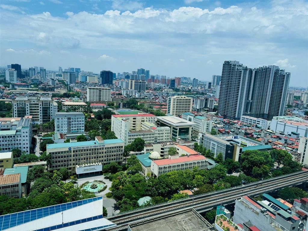 Cho thuê căn hộ chung cư indochina plaza hanoi, có slot xe ô tô. từ cơ bản đến đầy đủ nội thất