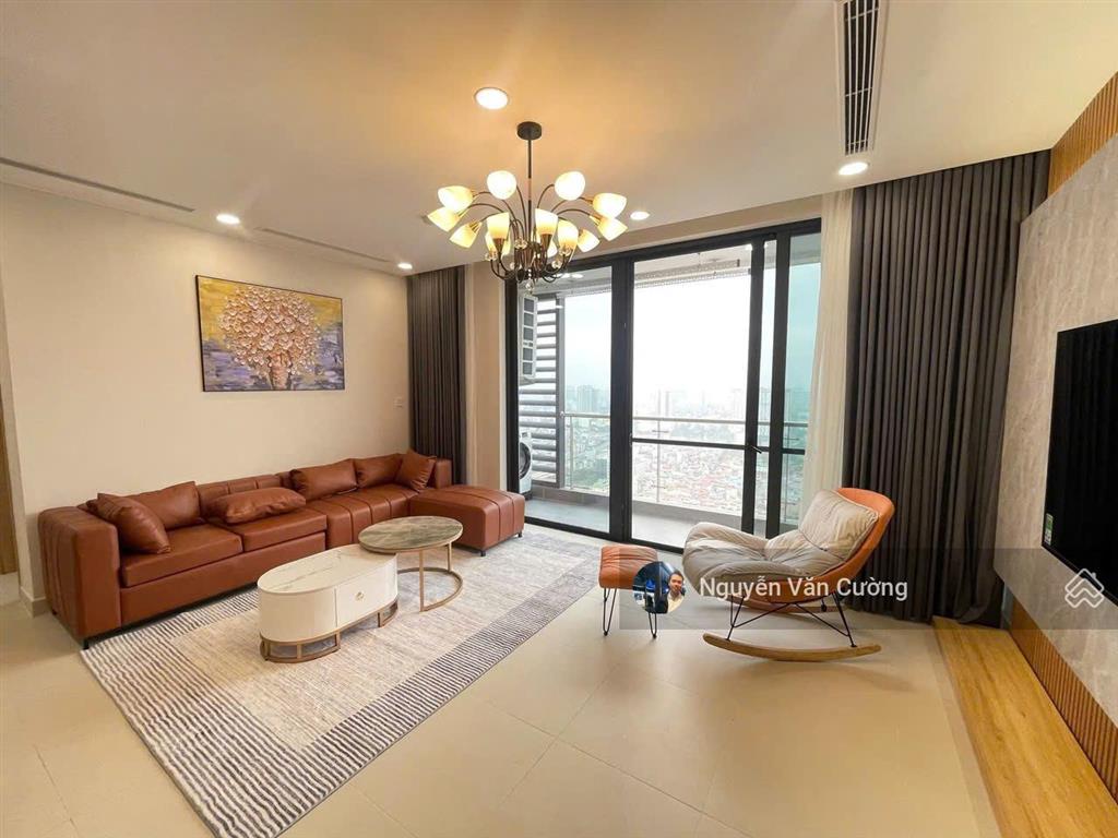 Chủ nhà tin tưởng gửi bán căn hộ 116.8m2 3 ngủ 2vs chung cư cao cấp indochina plaza, xuân thủy