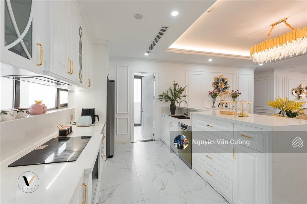 Chủ nhà tin tưởng gửi bán căn hộ chung cư cao cấp dolphin plaza. sổ sẵn, có slot xe. 0818 340 ***