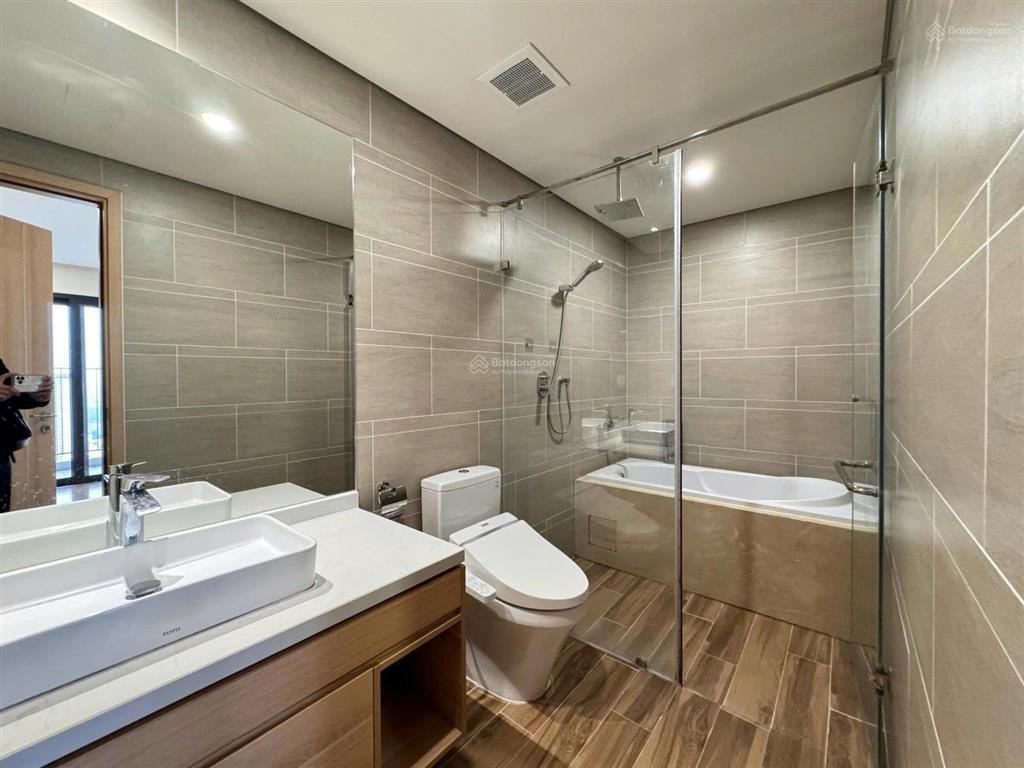 Em cần cho thuê căn hộ chung cư cao cấp sky park resident  tôn thất thuyết.  0818 340 ***