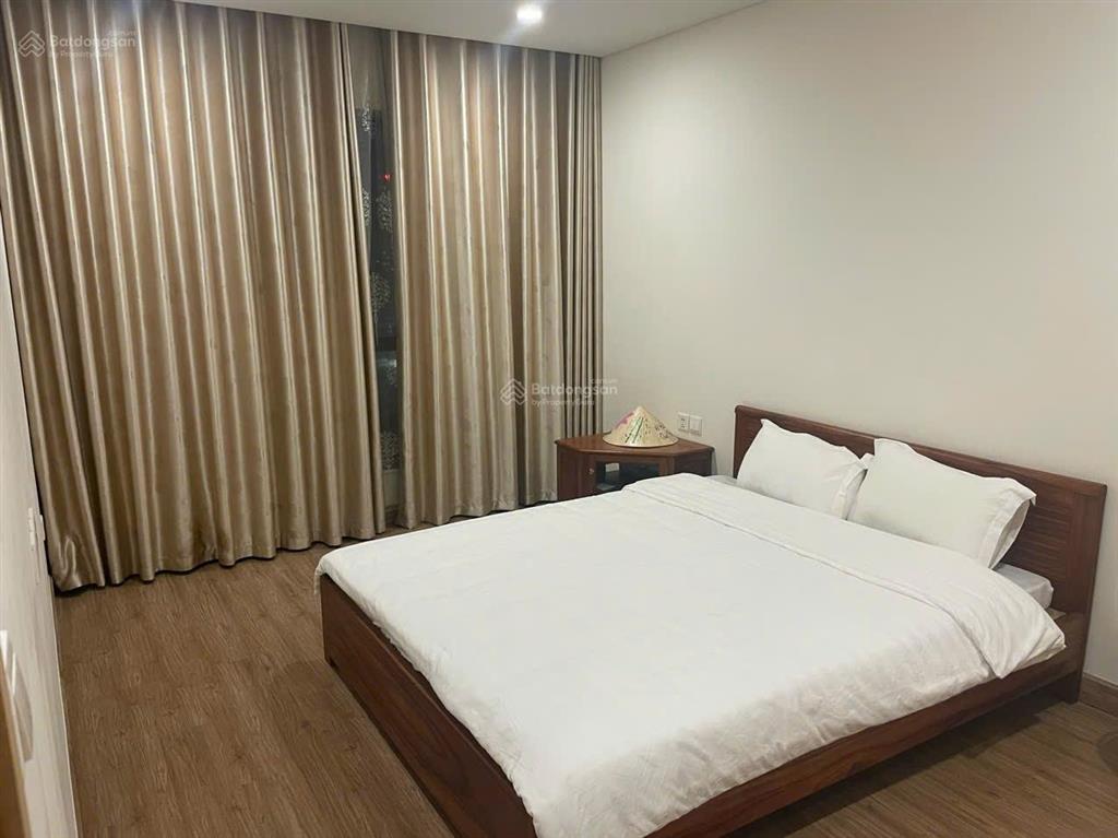 Em cần cho thuê căn hộ chung cư cao cấp sky park resident  tôn thất thuyết.  0818 340 ***