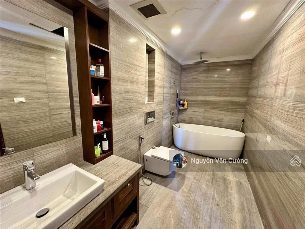 Chủ nhà tin tưởng gửi bán căn hộ chung cư flc 265 cầu giấy, sổ sẵn, có slot xe.  0818 340 ***