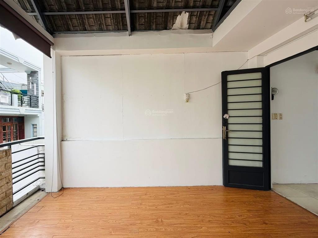 Hxh nguyễn đình chiểu, quận 3  hẻm kinh doanh  1 trục 20m ra mặt tiền  37m2  5 tầng  5pn