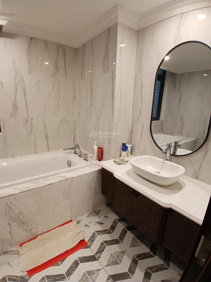 Bán nhà kđt định công  hoàng mai  vỉa hè  ô tô tránh. dt 69m2 x 5 tầng. giá 22.8 tỷ