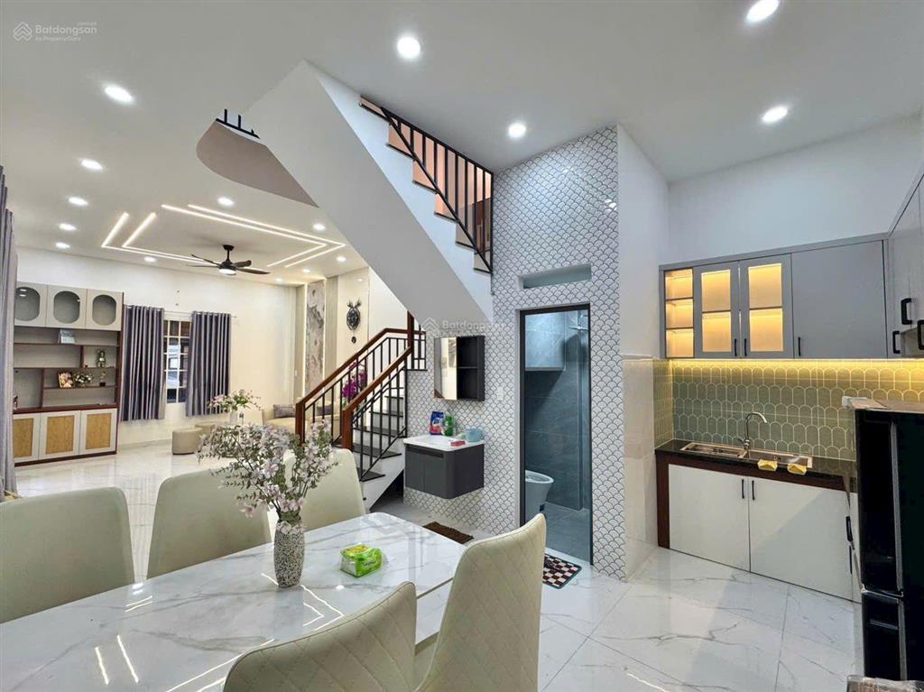 Địa thế vàng lô góc 2 mặt tiền view công viên | nhà nguyễn oanh 79m, sổ hồng chuẩn chỉnhhxt 16 chổ