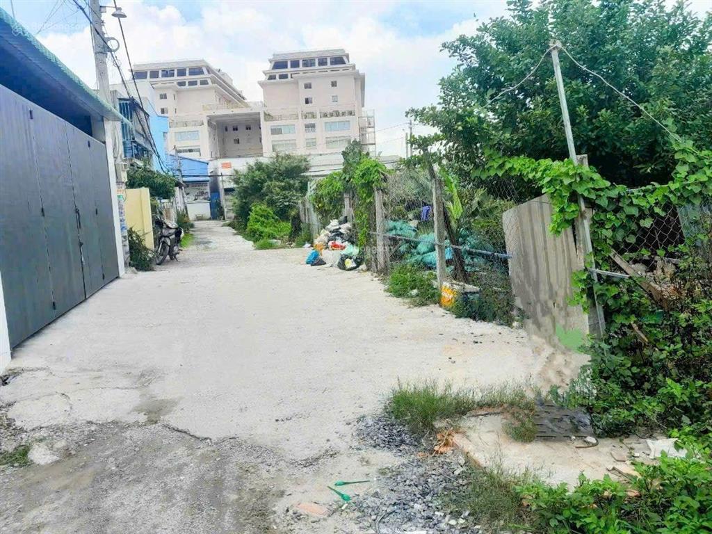 Nhà trọ 120m2 có sẵn 5 phòng cho thuê an phú đông 3 chỉ 6.8 tỷ
