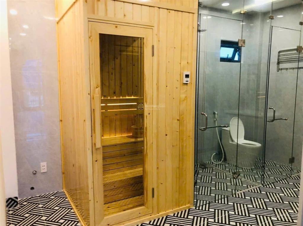 Nhà mới cao cấp hẻm xe hơi 8m cách mặt tiền nguyễn ảnh thủ chỉ 50m 5 tầng 5,x tỷ bán gấp!