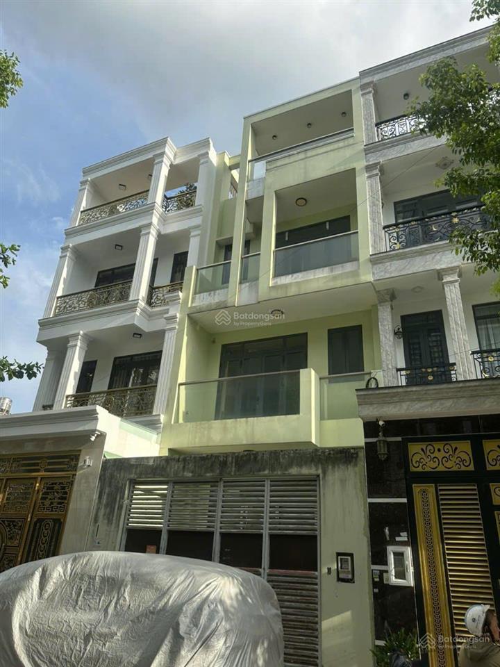Cần bán gấp nhà hiệp thành city, giá chỉ 7.9 tỷ