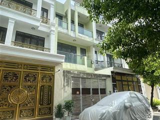 Cần bán gấp nhà hiệp thành city, giá chỉ 7.9 tỷ