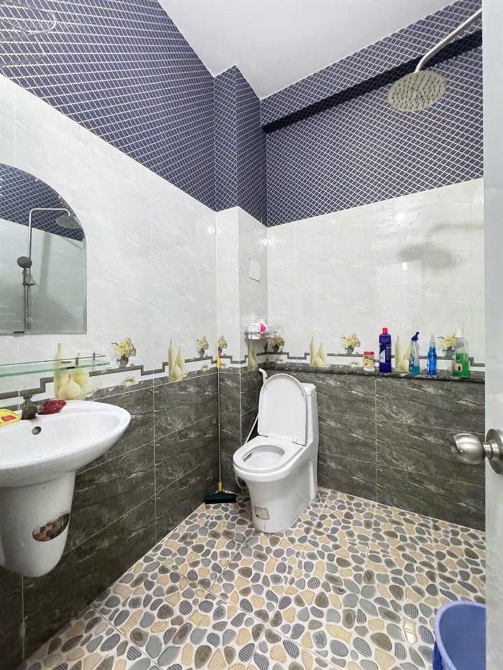 Nhà phố 4 tầng 64m² khu vip hiệp thành city hẻm 12m có vỉa hè chỉ 6.8 tỷ