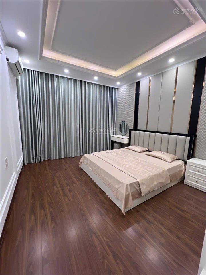 Thái thịnh, nhà phân lô, ôtô qua nhà, dt 57m2 x 4 tầng, mt 4m, giá nhỉnh 13 tỷ có thương lượng