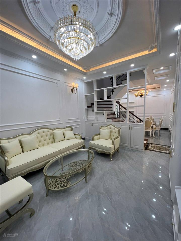 Thái thịnh, nhà phân lô, ôtô qua nhà, dt 57m2 x 4 tầng, mt 4m, giá nhỉnh 13 tỷ có thương lượng