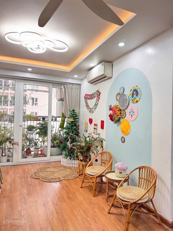 Chính chủ bán gấp căn 3pn toà gemek2 lê trọng tấn 89m2 căn góc thoáng, sẵn sổ, nội thất mới, ở ngay