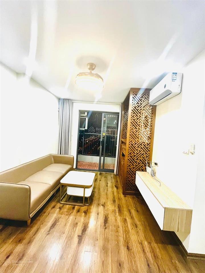 Chính chủ giảm ngay 200 triệu bán căn 69,9m hướng đông toà thăng long capital, có slot ô tô để hầm