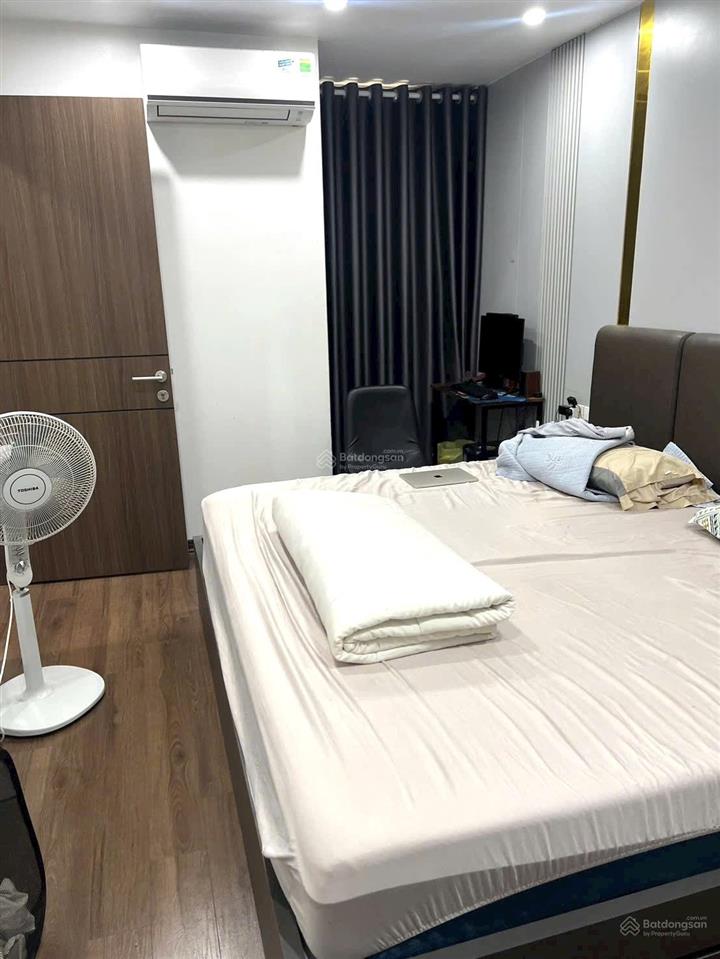 Chính chủ giảm 200 triệu bán căn 2n 2vs toà thăng long capital sẵn sổ, có slot, hướng đông