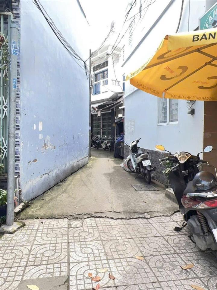 Tuấn hailongreal nhà lầu 4,3 tỷ lô nhì đường nguyễn bình gần co.op mart nguyễn bình gần huỳnh tấn p
