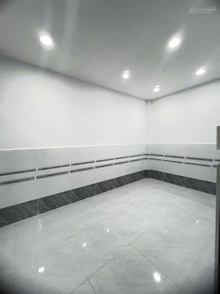 Tuấn hailongreal nhà lầu 4,3 tỷ lô nhì đường nguyễn bình gần co.op mart nguyễn bình gần huỳnh tấn p