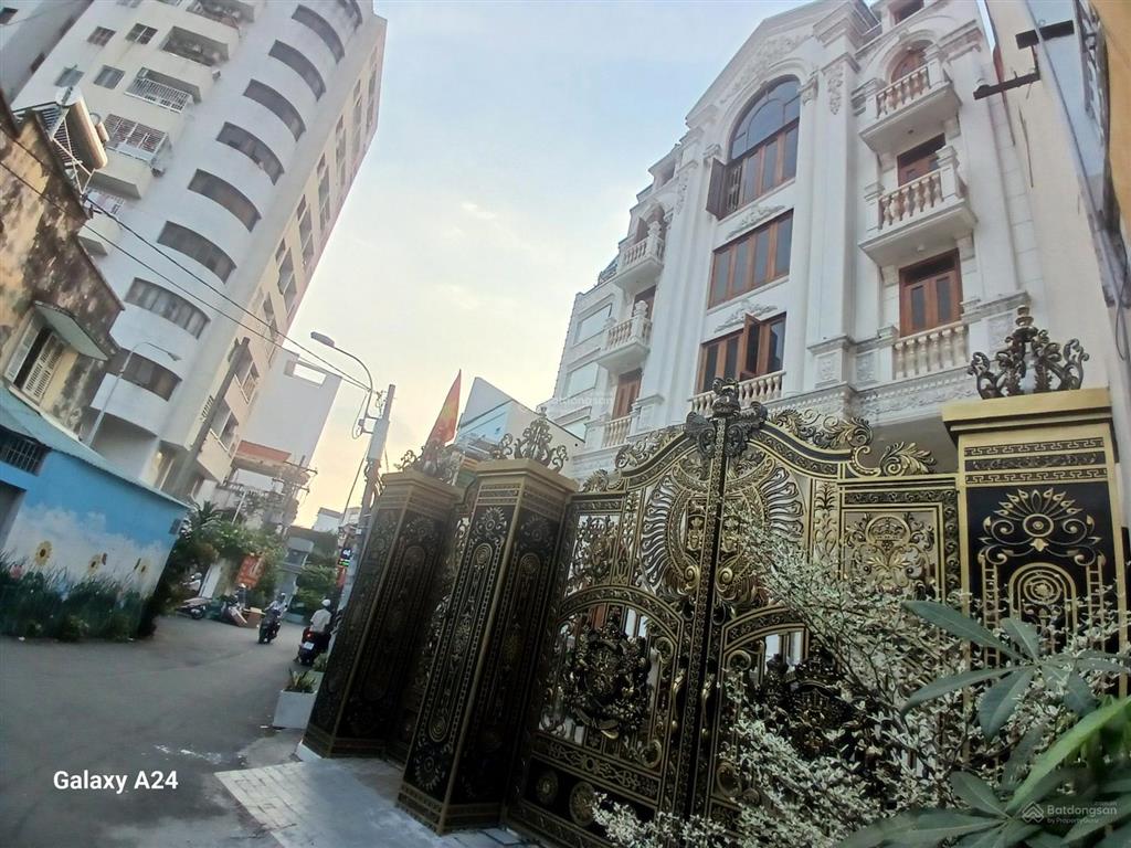 Xuất cảnh bán gấp  bán nhà mặt tiền nguyễn thị huỳnh 75m² 5 tầng  26.5 tỷ