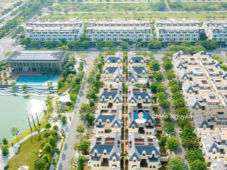 Hot!!! chính chủ gửi bán căn liền kề view công viên, vị trí trung tâm, mặt đường 30m, giá đầu tư