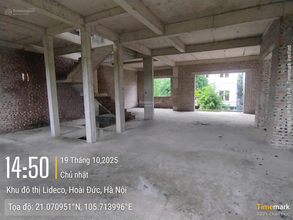 Anh sếp gửi bán căn biệt thự song lập 222m2, sẵn sổ đỏ, giá tốt để đầu tư, dễ khai thác dòng tiền