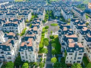 Anh sếp gửi bán căn biệt thự song lập 222m2, sẵn sổ đỏ, giá tốt để đầu tư, dễ khai thác dòng tiền