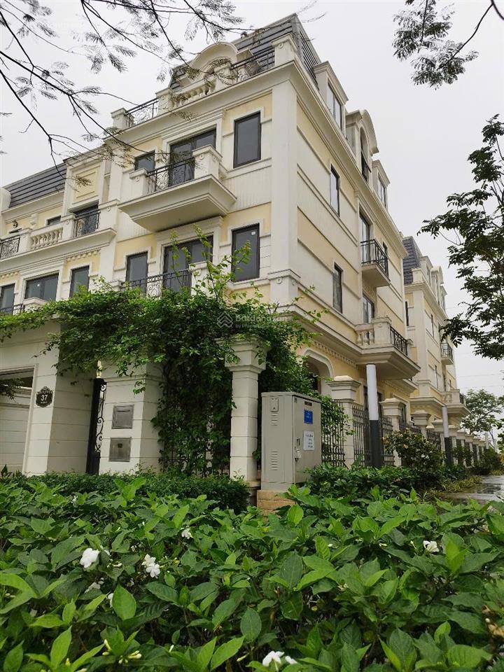 Cần bán căn liền kề góc, đường lớn 30m, trung tâm dự án, giá tốt để đầu tư đón sóng đường 3.5 và 70