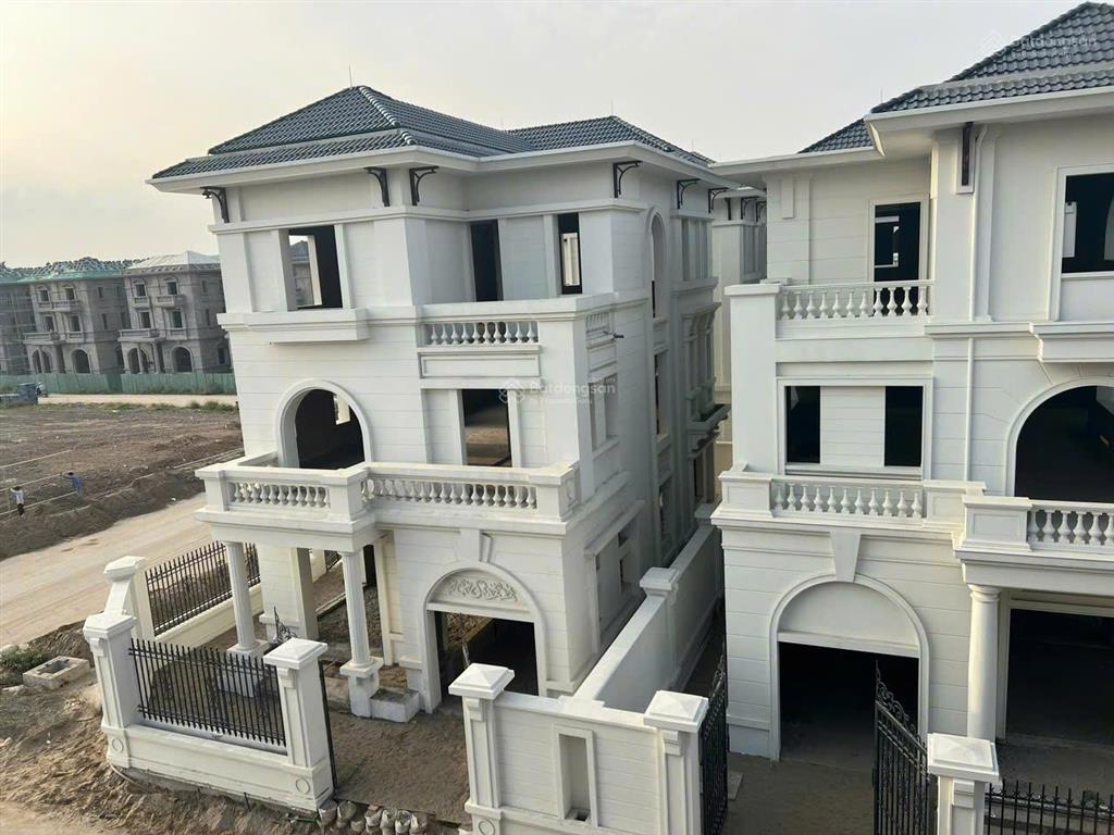 Tháng 4/2026! quỹ căn biệt thự vị trí đẹp, gần công viên, giá đầu tư đón sóng thông đường 3.5