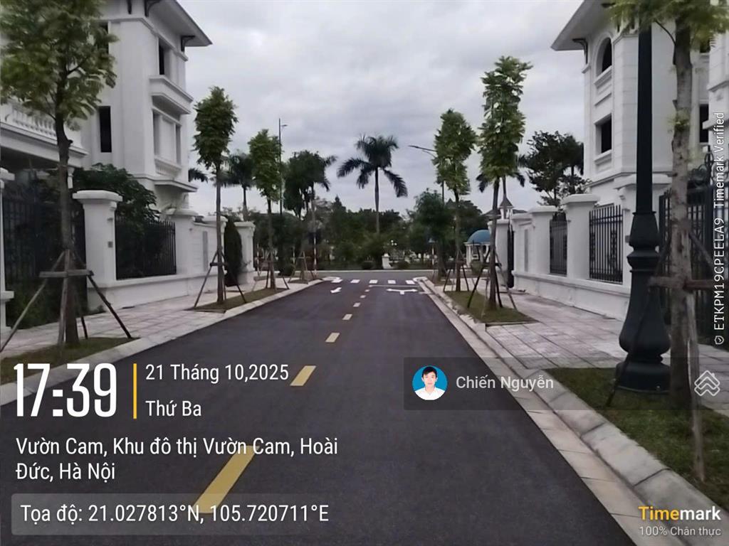 Biệt thự đơn lập hướng đông nam, gần công viên trung tâm, chủ nhà thiện chí bán, giá tốt
