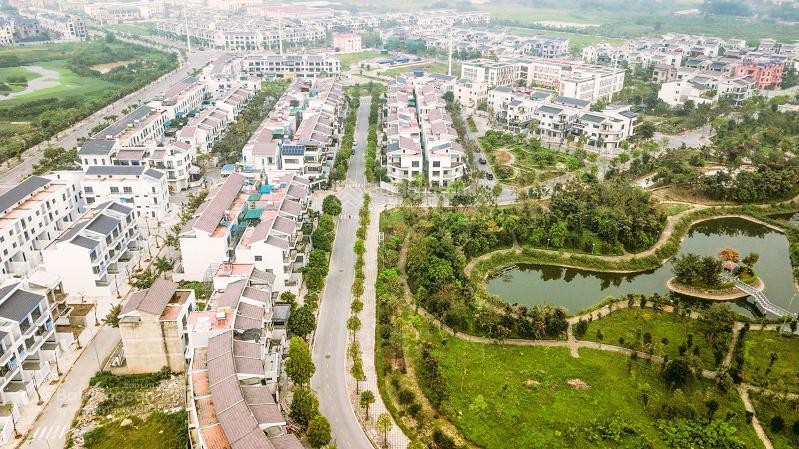 Hot! bán liền kề mặt đường văn tiến dũng rộng 40m view công viên, mặt tiền rộng 2 mặt đường, 4 tầng