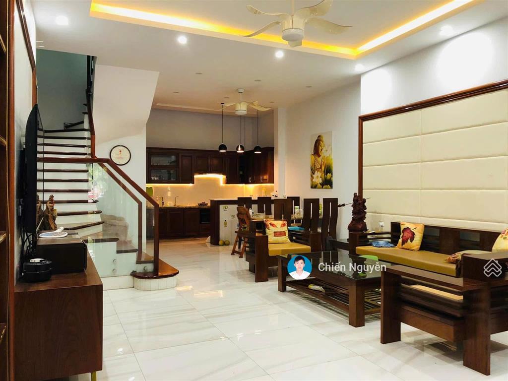 Hot! liền kề 90m2 full nội thất, view công viên, giá quá tốt để mua ở hay đầu tư đón sóng đường 70