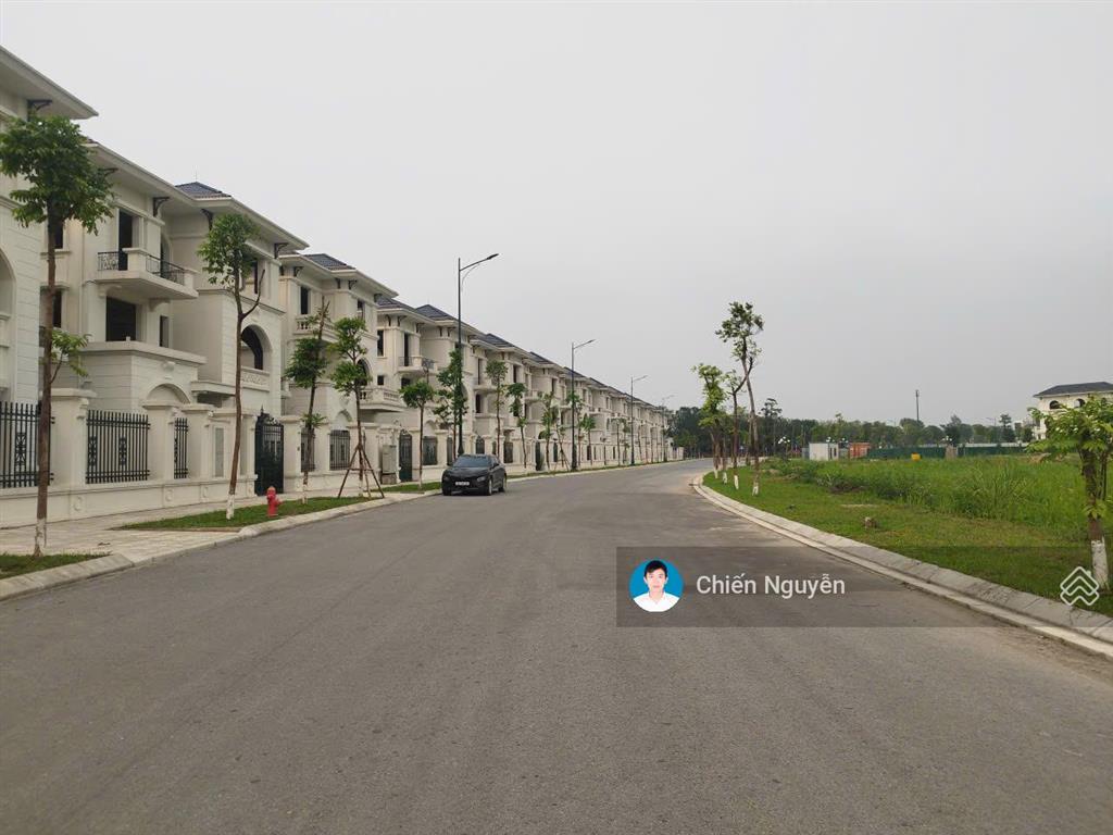 Giá đầu tư! biệt thự đơn lập 316,5m2, đường to 20,5m, hướng đông nam, vị trí đẹp không thể bỏ qua