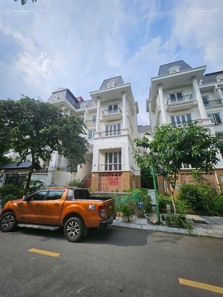 Hàng hiếm! căn biệt thự song lập đường lớn, hai mặt tiền, gần hồ điều hòa, giá cho thuê rẻ