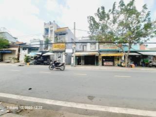 Mtkd phạm thế hiển , 51.6m2 ( 5 x 11) , đường 20m có lề 5m , vừa ở vừa kinh doanh , chủ gấp bán