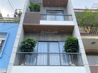 Q7 bán nhà 4 tầng mặt tiền đường p. tân thuận tây. dt 4x16m2, có thang máy giá 17,3 tỷ còn tl