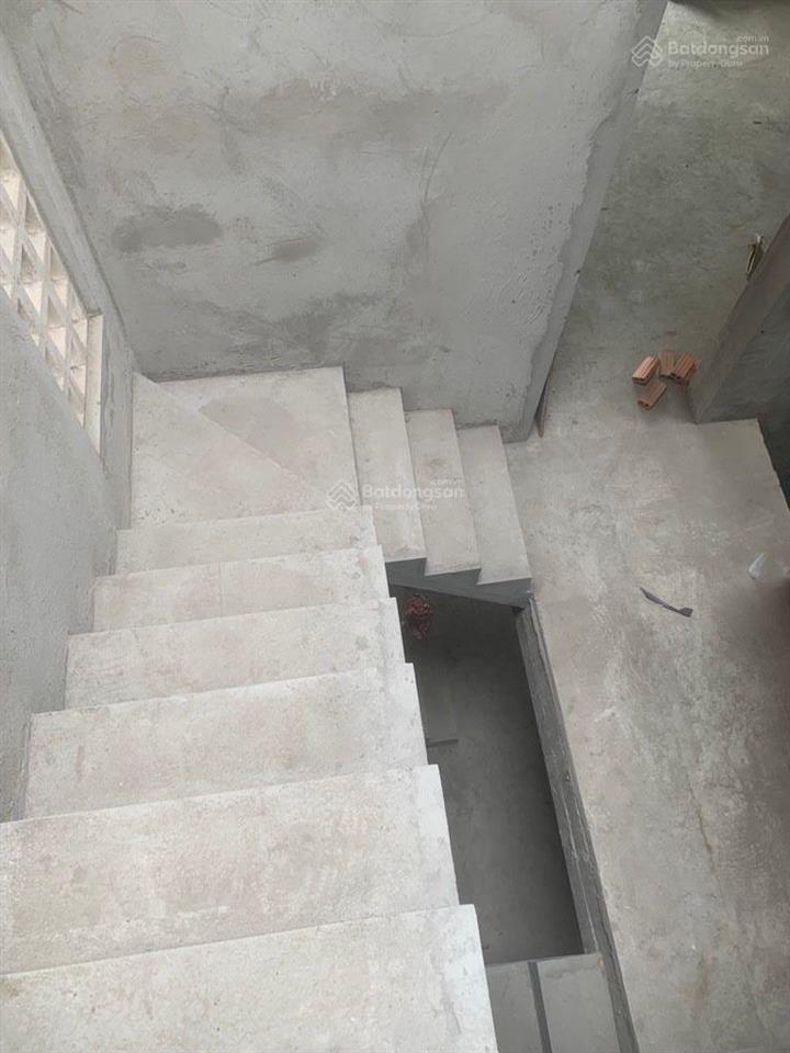Lvl phước kiển  8.2 tỷ, dt 80m2 5x16m, 4t 4pn 4wc. hxh, giao thô, hoàn thiện ngoài. design tự do