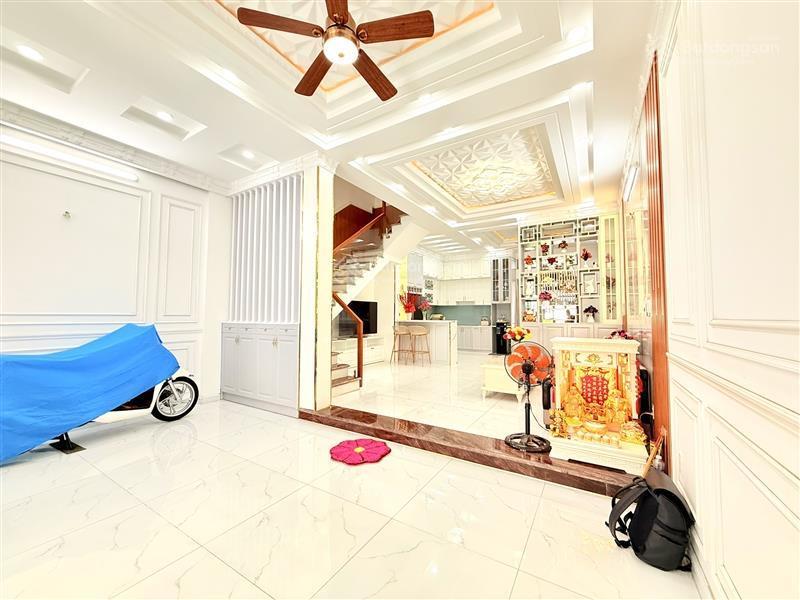 Nhà riêng dt 6x18.7m2, ô tô ngủ trong nhà, cách huỳnh tấn phát vài bước chân giá 13,8 tỷ tl mạnh