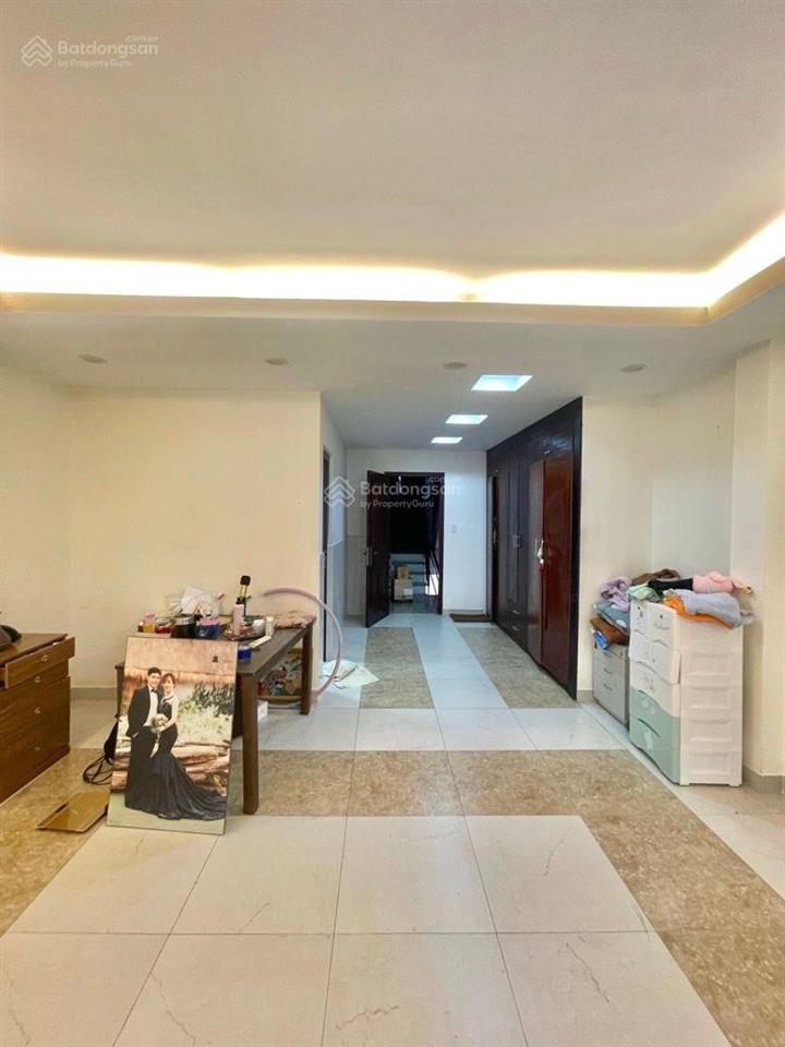 Bán nhà lk đường tqn q8 cách nvl vài bước chân, dt 5x24m, giá 9,9 tỷ. an ninh và kinh doanh