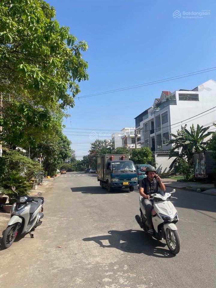 Bán nhà lk đường tqn q8 cách nvl vài bước chân, dt 5x24m, giá 9,9 tỷ. an ninh và kinh doanh
